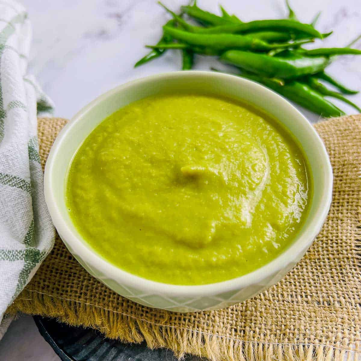 Green chili sauce