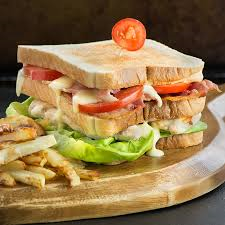 CLUB SANDWICH 120gh ( chicken chunks, lettuce, sliced bread) Egg, tomato, onions , mayonnaise Served with fries
